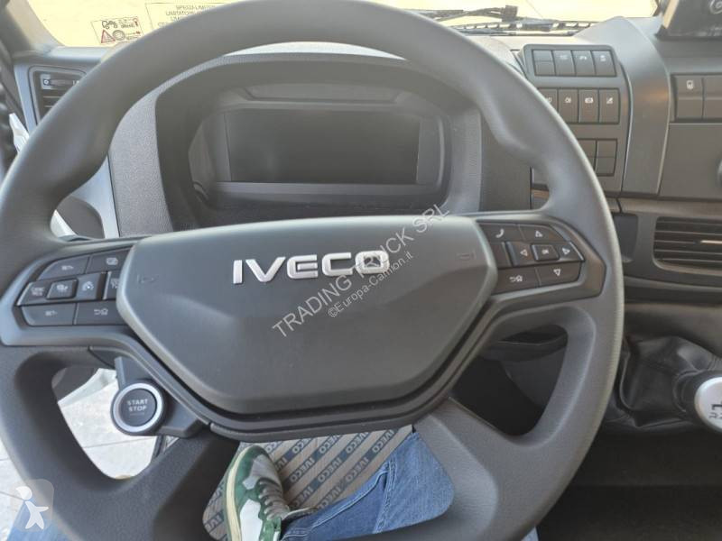 Kamion Iveco 120 E 25