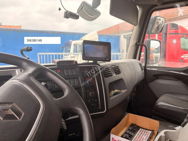 Lastbil Renault D WIDE 320 DTI 8