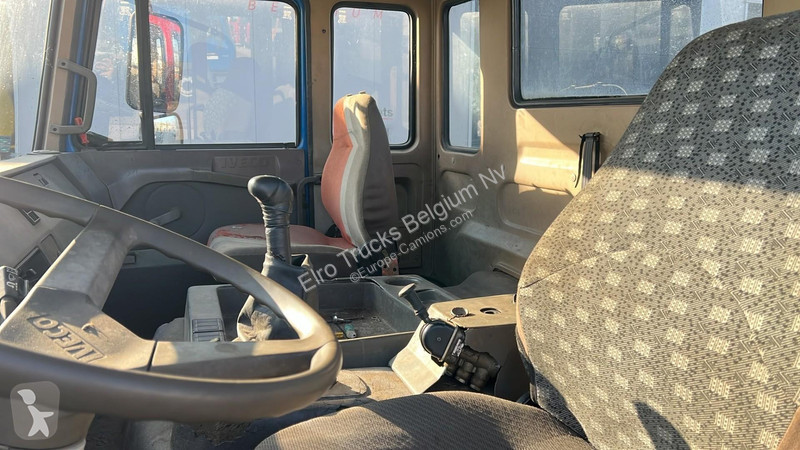 Lastbil Iveco 180 - 23 (V8 / MANUAL PUMP /...