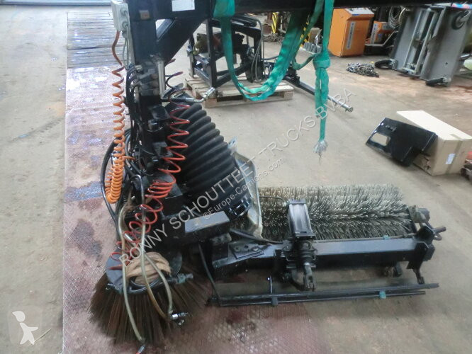 Vrachtwagen Unimog AUGL Kehrmaschine KMU88H...