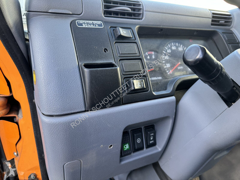 Kamion Mitsubishi Canter Fuso 6C15D 4x2 Doka...