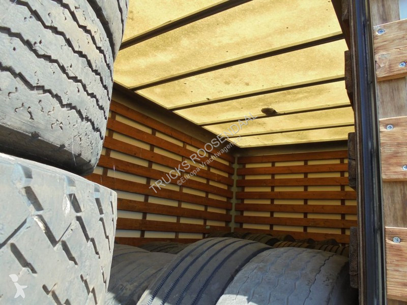 Vrachtwagen Volvo 8.180 + Manual + Dhollandia Lift