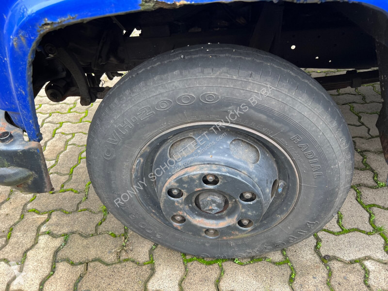 Vrachtwagen Mercedes L 407 D 4x2 Doka L 407 D...