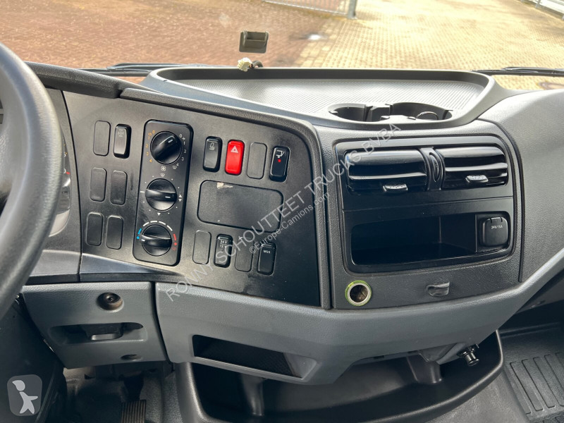 Kamion Mercedes Atego 818 L 4x2 Atego 818 L 4x2...
