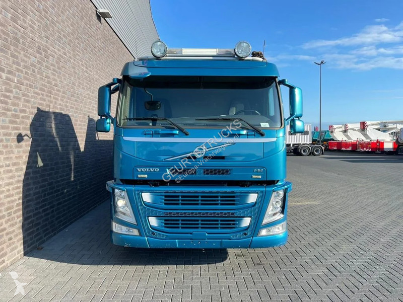 Kamion Volvo 500 8X4 TRIDEM + PALFINGER PK...