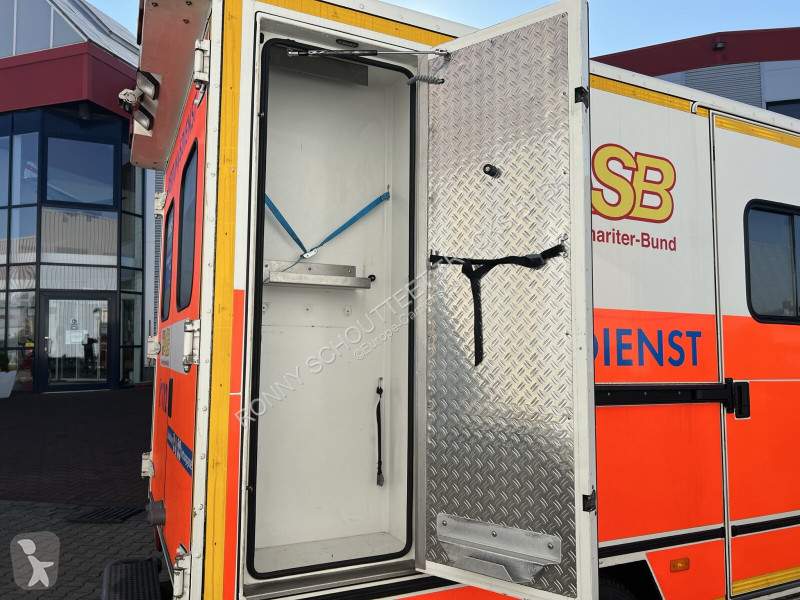 Véhicule utilitaire Mercedes Sprinter 516 CDI...