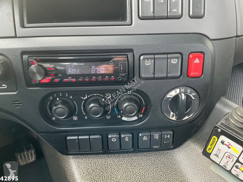 Kamion DAF FAS  460 Euro 6 Palfinger...