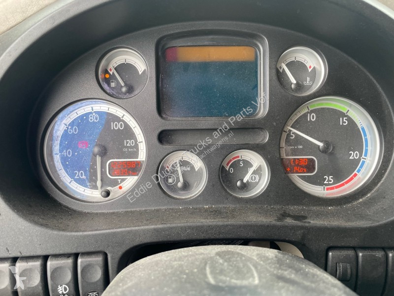 Camion DAF 410 EURO 5 / 6X2 / TAILLIFT