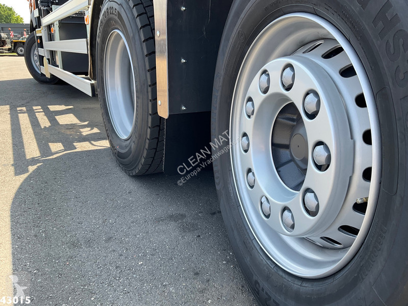 Camion Volvo 430 HMF 23 Tonmeter laadkraan