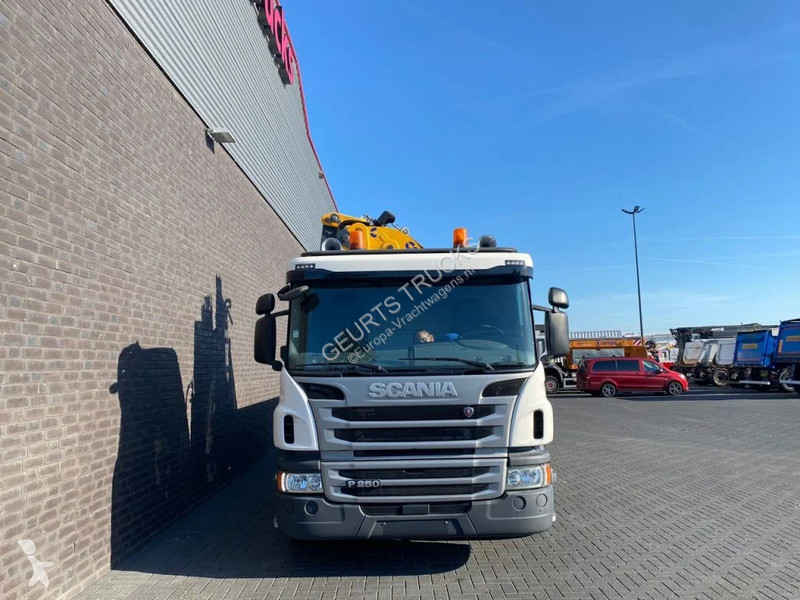 Kamion Scania P250 6X2 + COPMA 510.7 + JIB J4...