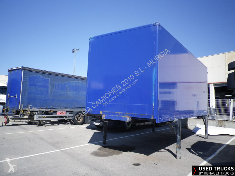 Kamion Renault D Wide