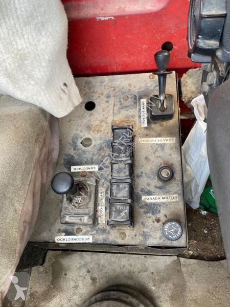 Kamion Renault C 260-26 6X4