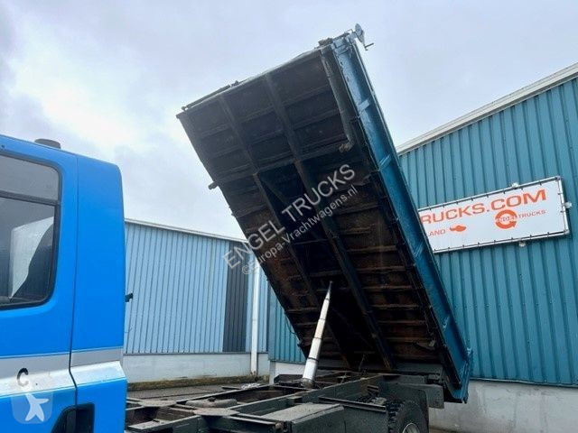 Camión DAF 65210 4x2 FULL STEEL KIPPER (EURO 2...