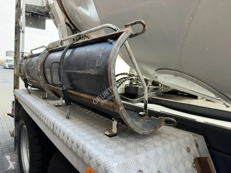 Camión Volvo 8X4 + STETTER 9 M3 MIXER/MISCHER +...