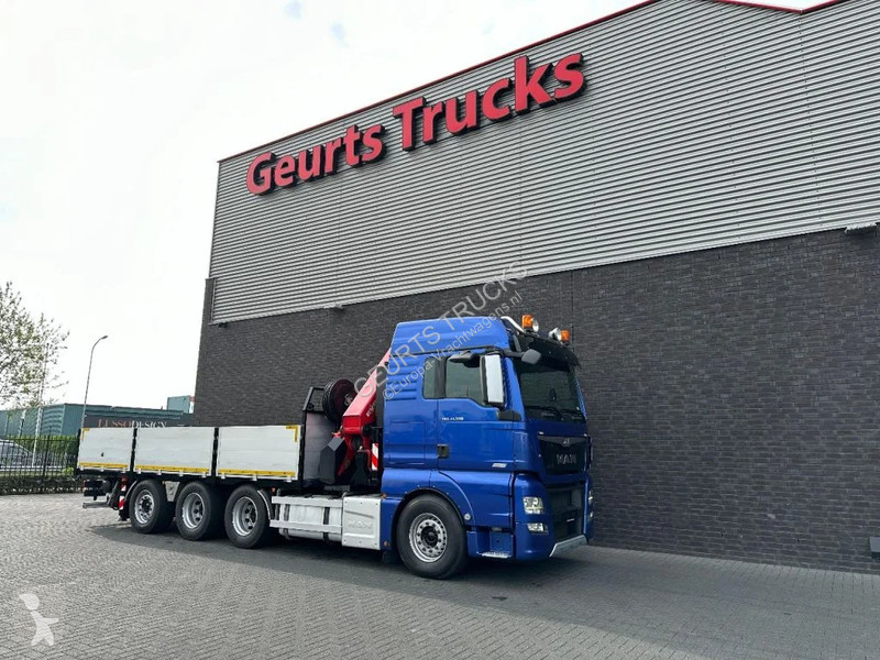 Kamion MAN 33.560 8X4 TRIDEM + HMF 4020-K8...