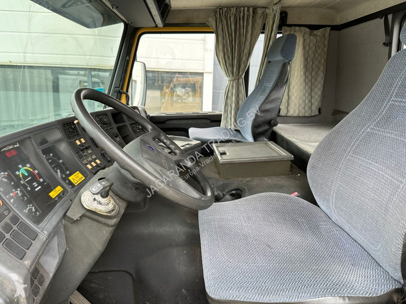 Camión Scania 320 6x6 (2x IN STOCK )