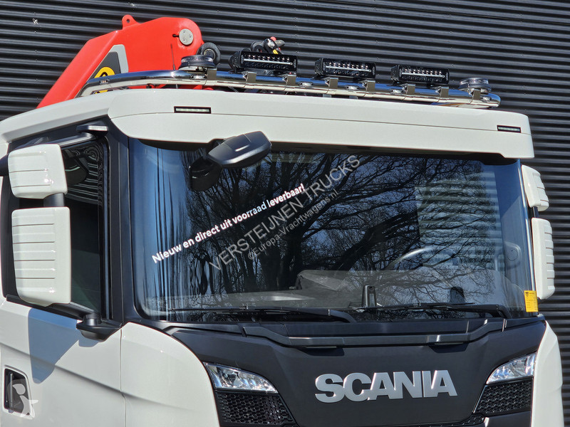 Kamion Scania P410 6x2*4 / PAFINGER 35 tm CRANE...