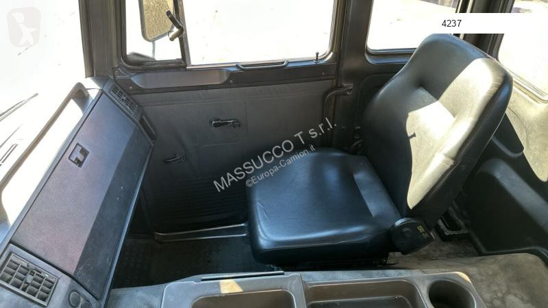 Camion Iveco 260-35 6x4