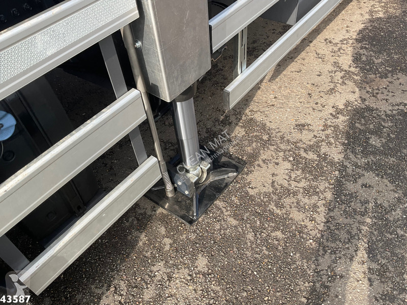Camion DAF FAN  430 Hiab 25 Tonmeter laadkraan