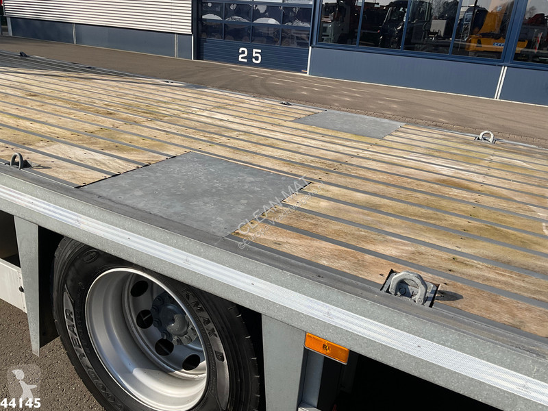 Camion Mercedes 2124 Hydraulische oprijramp...