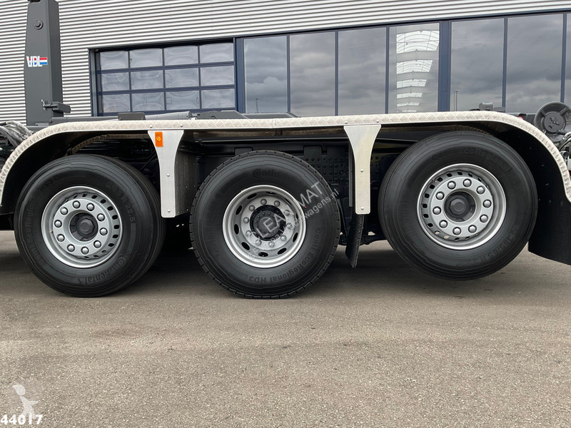 Camion Volvo 420 8x2 Hiab 25 Tonmeter laadkraan...