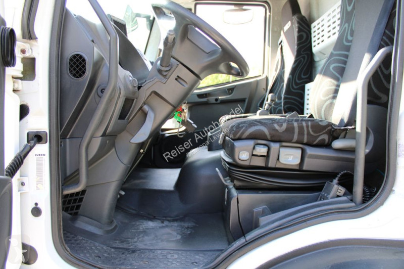 Kamion Iveco 140E22ML Carrier Supra 850 .LBW