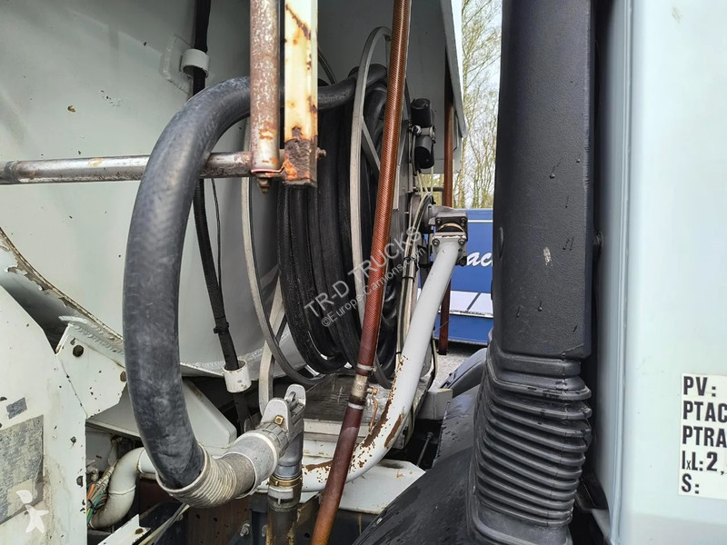 Camion Renault 270 13500L FUEL / CARBURANT...