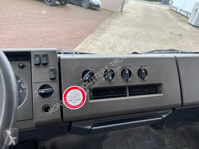 عربة نفعية Mercedes 811 K 4x2 811 K 4x2