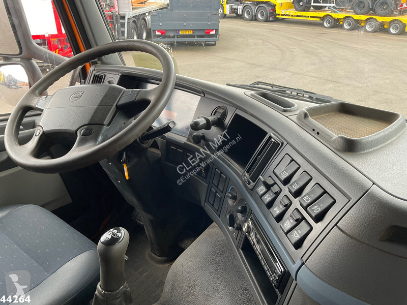 Camion Volvo 340 4x4 Palfinger 10 Tonmeter...