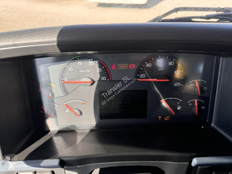 Kamion Volvo 360 FM