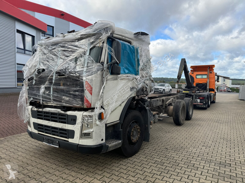Camião  FM 380 6x4 R mit Brandschaden FM 380...