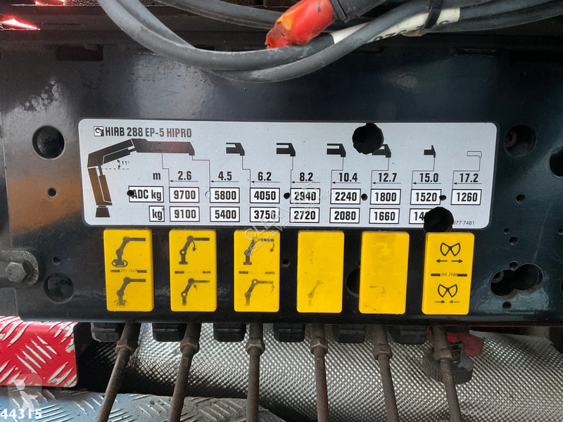 Camion Volvo 540 8x4 Euro 6 Hiab 28 Tonmeter...