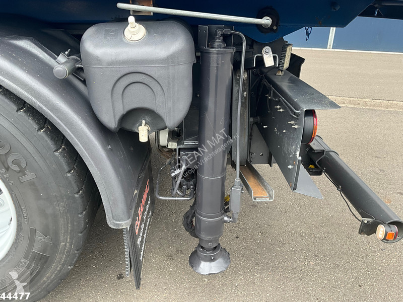 Kamion Volvo 540 8x4 Euro 6 Fassi 36 Tonmeter...