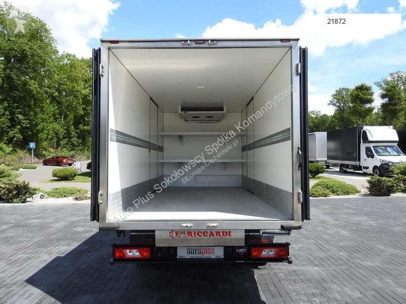 Autoutilitară Ford TRANSIT CHŁODNIA KONTENER...