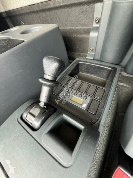 Camion MAN TG-L 12.220 4x2 BL Standardkoffer...