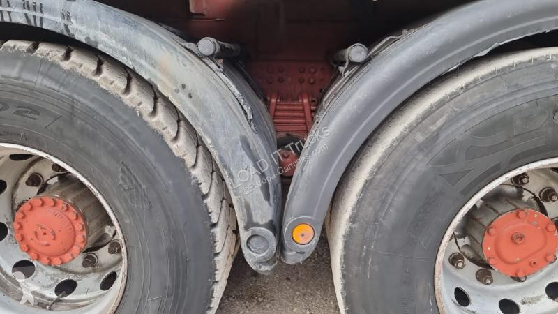 Camion Iveco 240E42 with Palfinger Crane