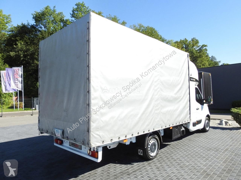 Vrachtwagen Renault MASTER PLANDEKA 8 PALET...