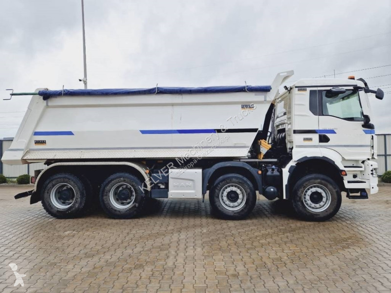Camión MAN TGS 8x4 kipper