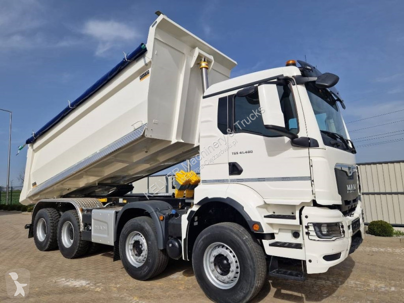 Camion MAN TGS 8x4 kipper
