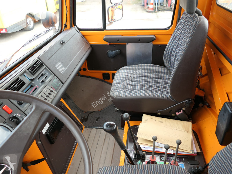 Camion Unimog U1450 Palfinger PK 105B AHK...