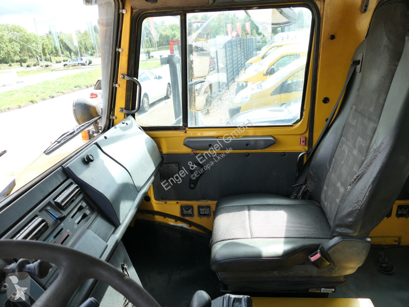 Camion Unimog U4000 437/25 DoKa AHK KLIMA...