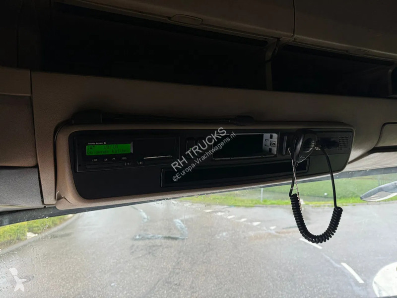 Camion Volvo 280 4X2 - EURO 6 + DHOLLANDIA LIFT