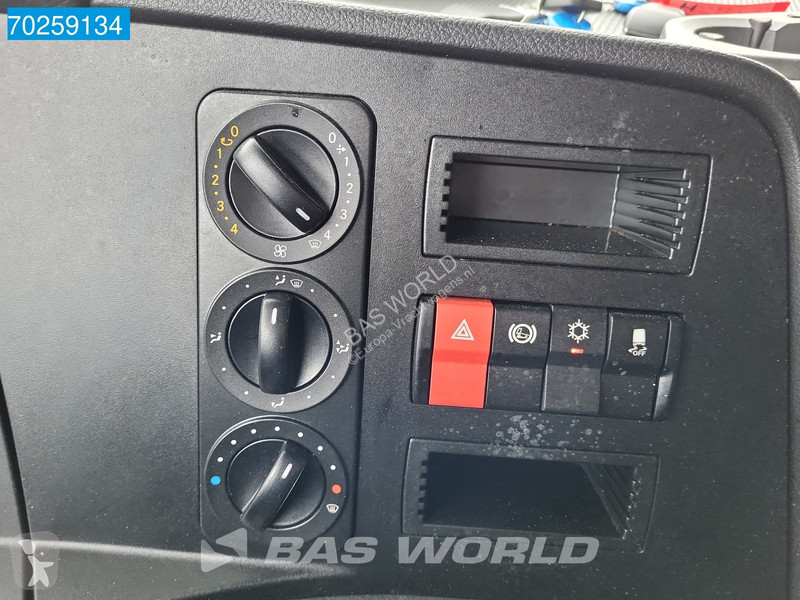 Vrachtwagen Mercedes 816 4X2 8tonner Thermo...