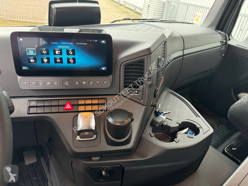 Kamion Mercedes Arocs 3248 K 8x4 Arocs 3248 K...