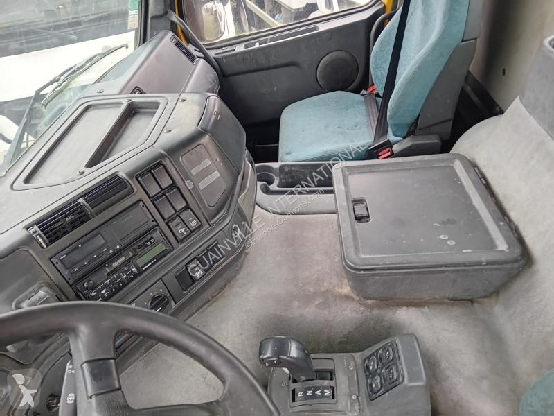 Camion Volvo 380