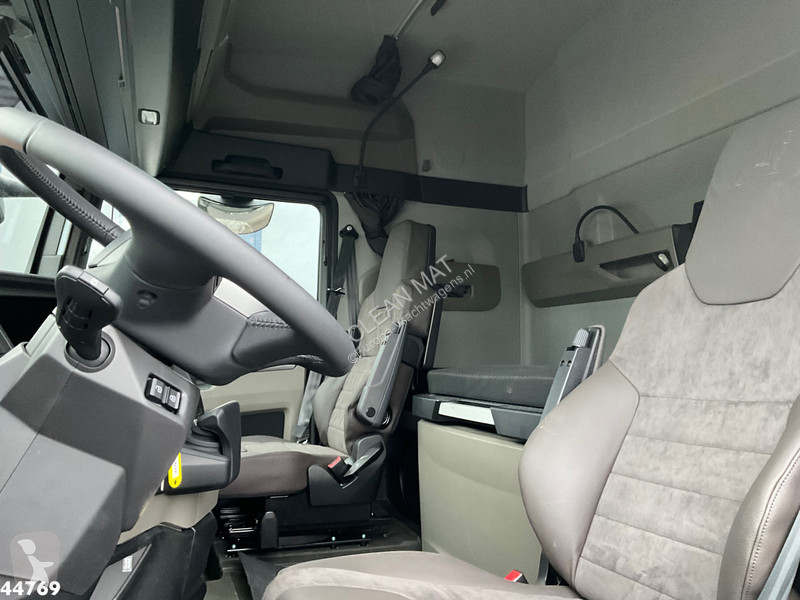 Camion MAN 26.580 6x4 Euro 6 Retarder Hiab 30...