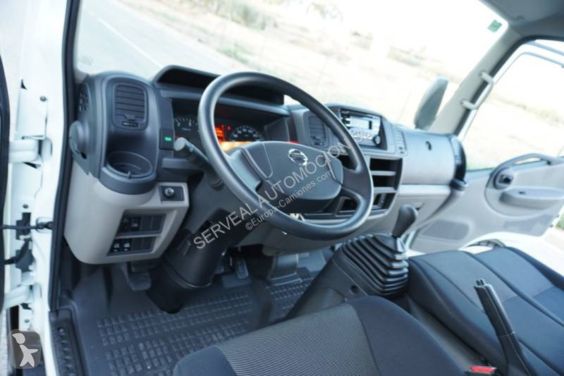 شاحنة Nissan