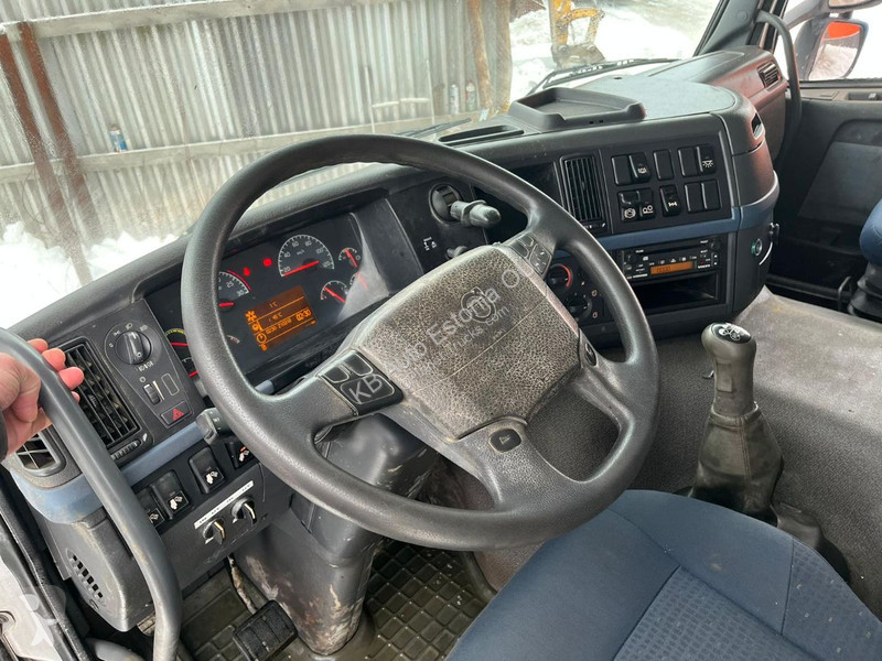 Camion Volvo 340 6x2 ORIGINAL MILEAGE !