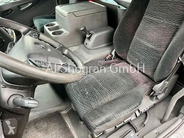 Kamion Mercedes 1218 Carrier Supra...