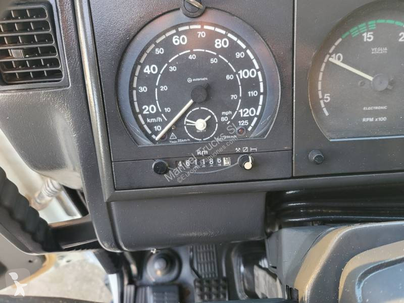 شاحنة Iveco